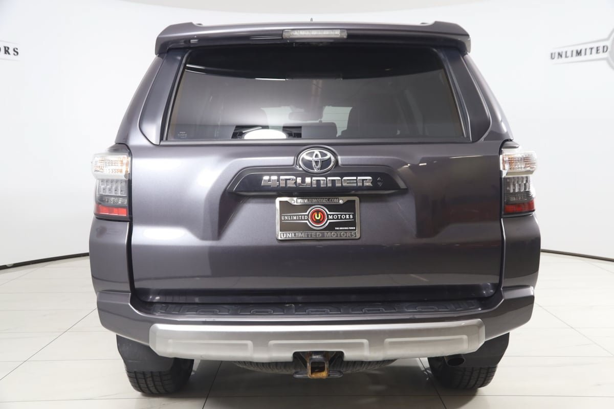 Used 2021 Toyota 4Runner TRD Off-Road Premium AWD/4WD image 43