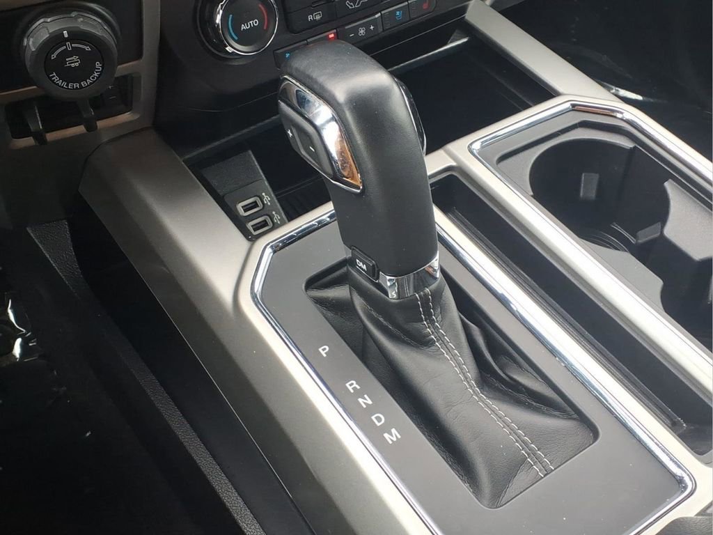 Used 2020 Ford F150 Lariat image 11