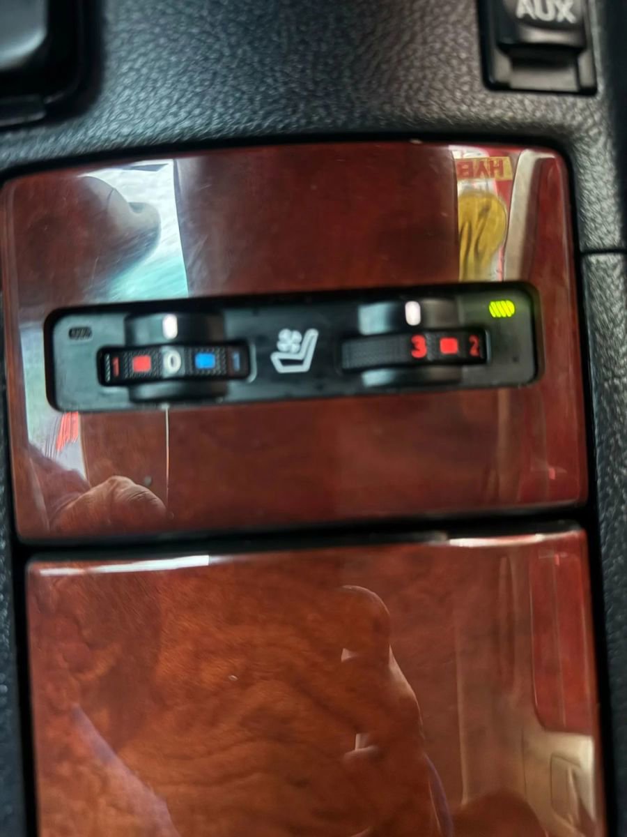 Used 2010 Lexus HS 250h FWD image 11