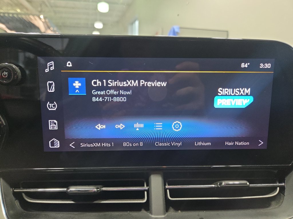 Used 2025 Chevrolet Trax LT w/ LT Convenience Package FWD image 38