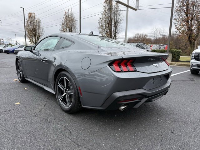 Used 2025 Ford Mustang Coupe image 5