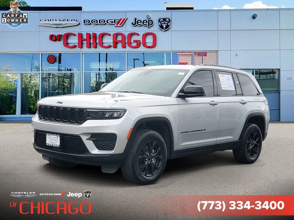 Certified 2024 Jeep Grand Cherokee Altitude AWD/4WD image 2