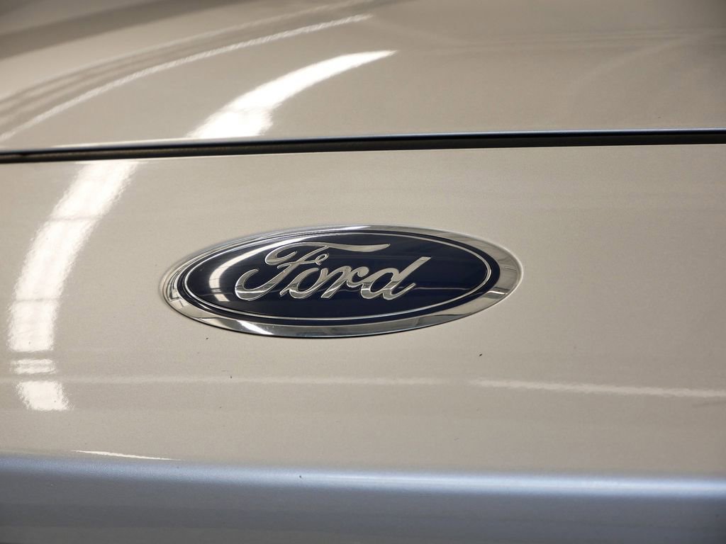 Used 2020 Ford Escape Titanium image 55