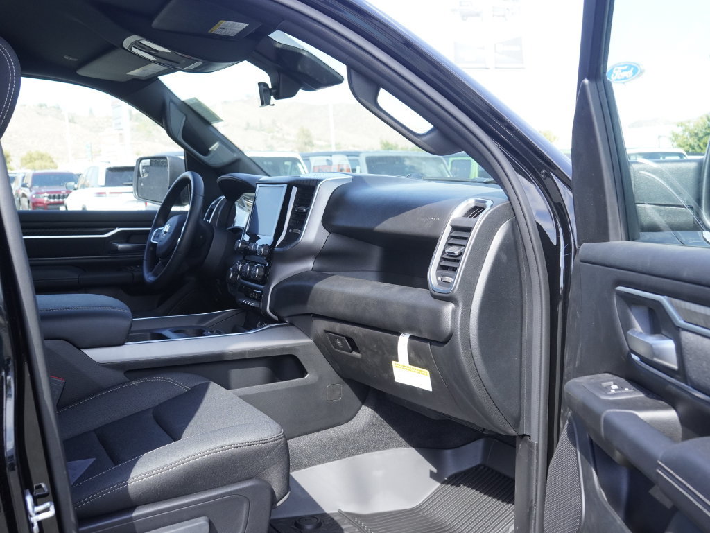 New 2026 RAM 1500 Big Horn AWD/4WD image 32