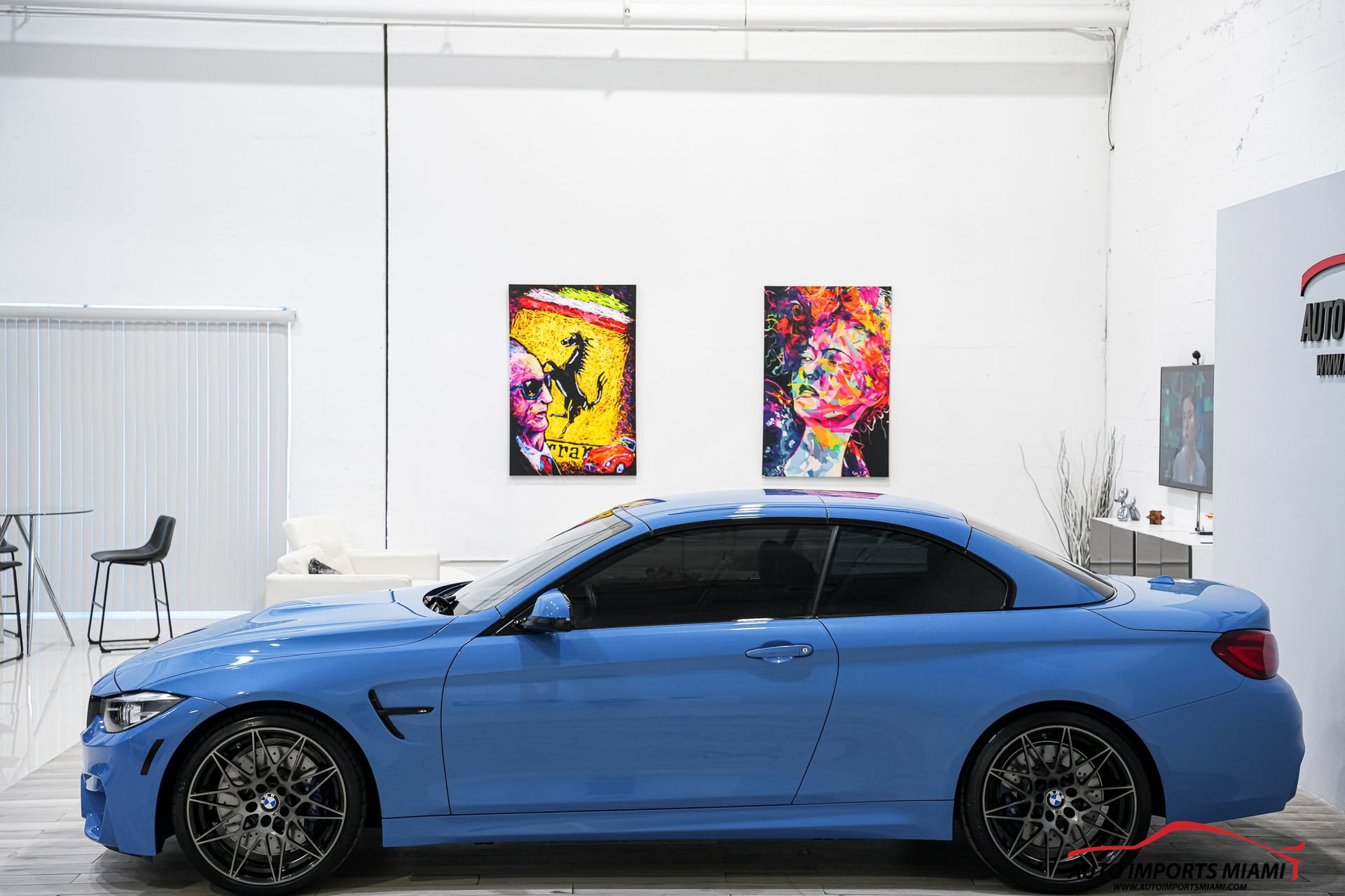Used 2020 BMW M4 Convertible w/ Competition Package image 11