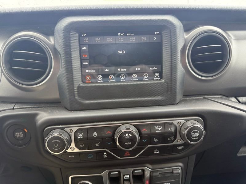 Used 2023 Jeep Wrangler Unlimited w/ Cold Weather Group image 13