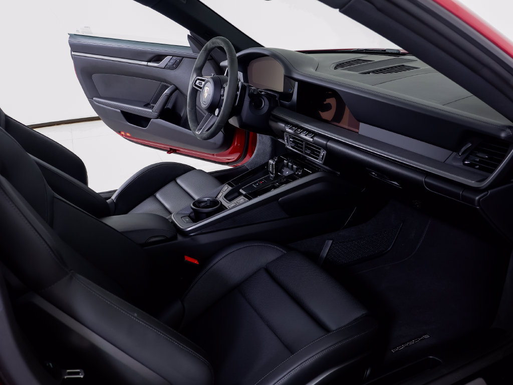 Certified 2025 Porsche 911 Carrera S RWD image 7
