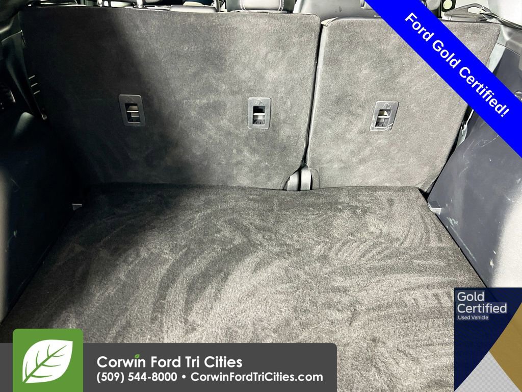 Used 2025 Ford Escape Platinum image 13