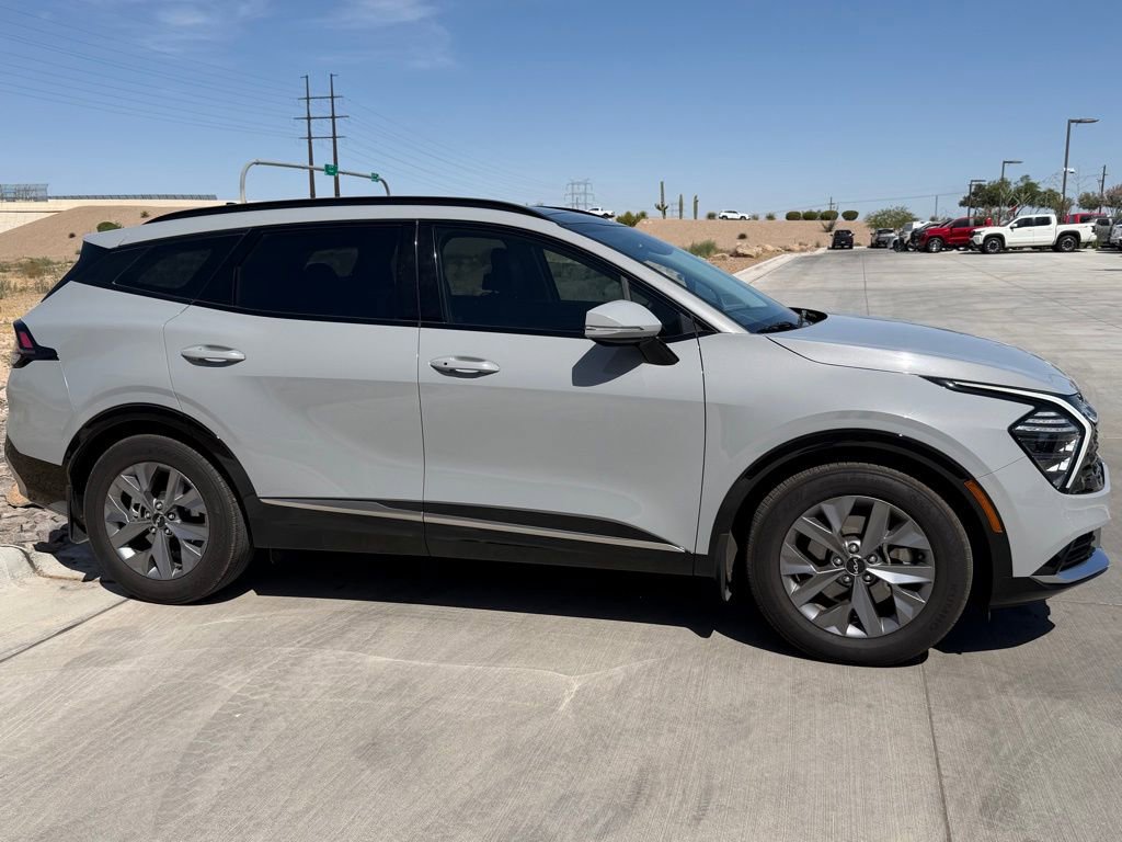 Used 2025 Kia Sportage SX FWD image 3