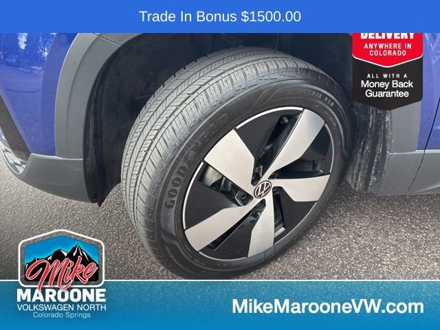 Certified 2024 Volkswagen Taos S image 8
