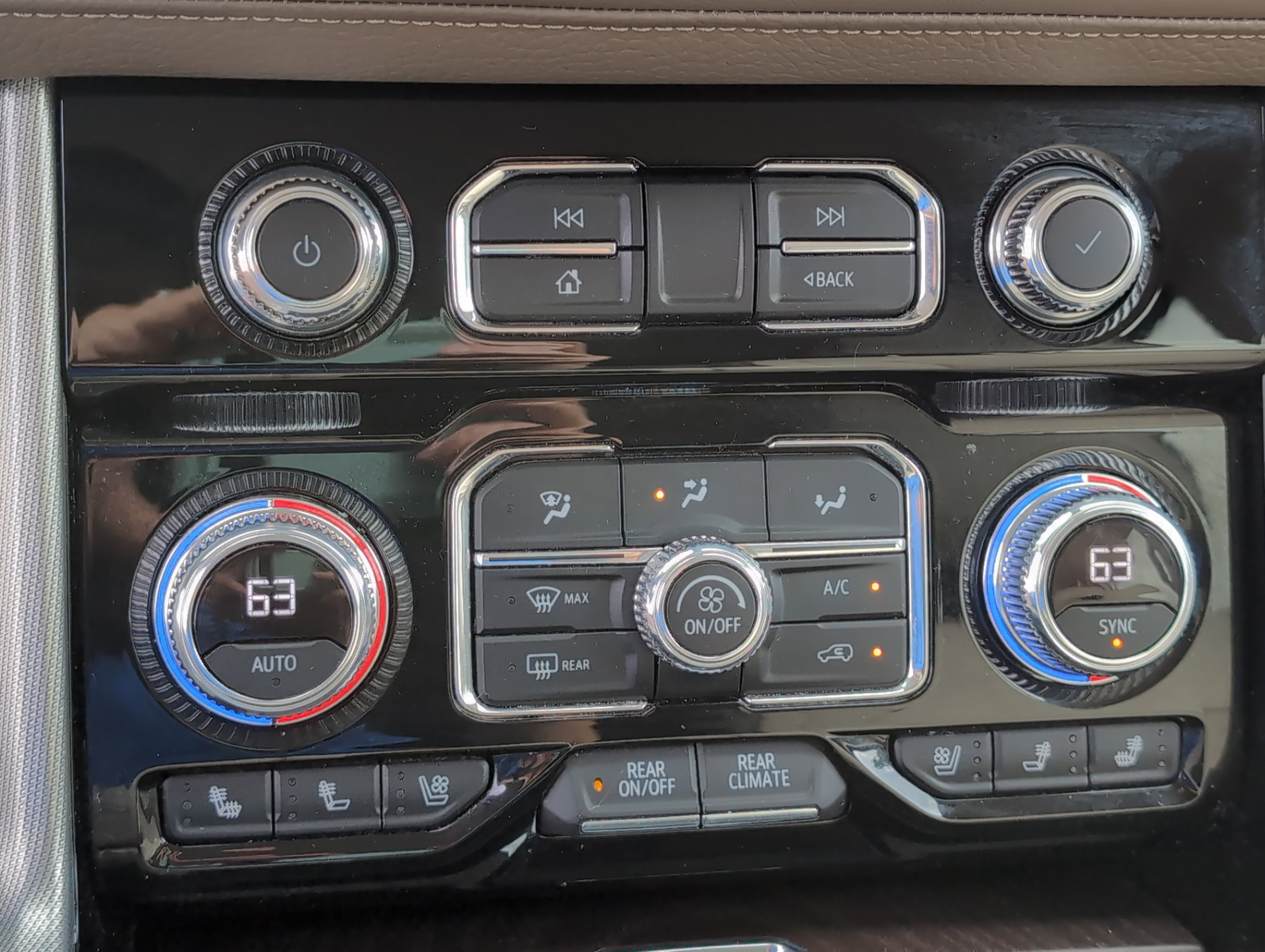 Used 2021 GMC Yukon Denali image 16