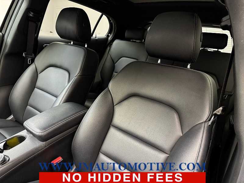 Used 2019 Mercedes-Benz GLA 250 4MATIC image 14