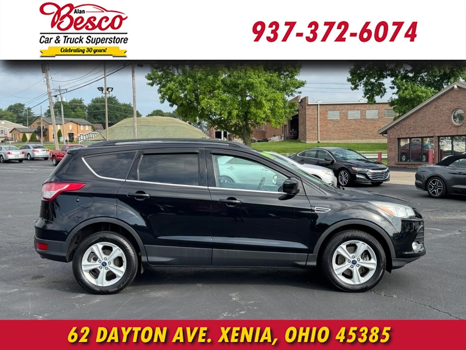 Used 2016 Ford Escape SE w/ Equipment Group 201A AWD/4WD image 3