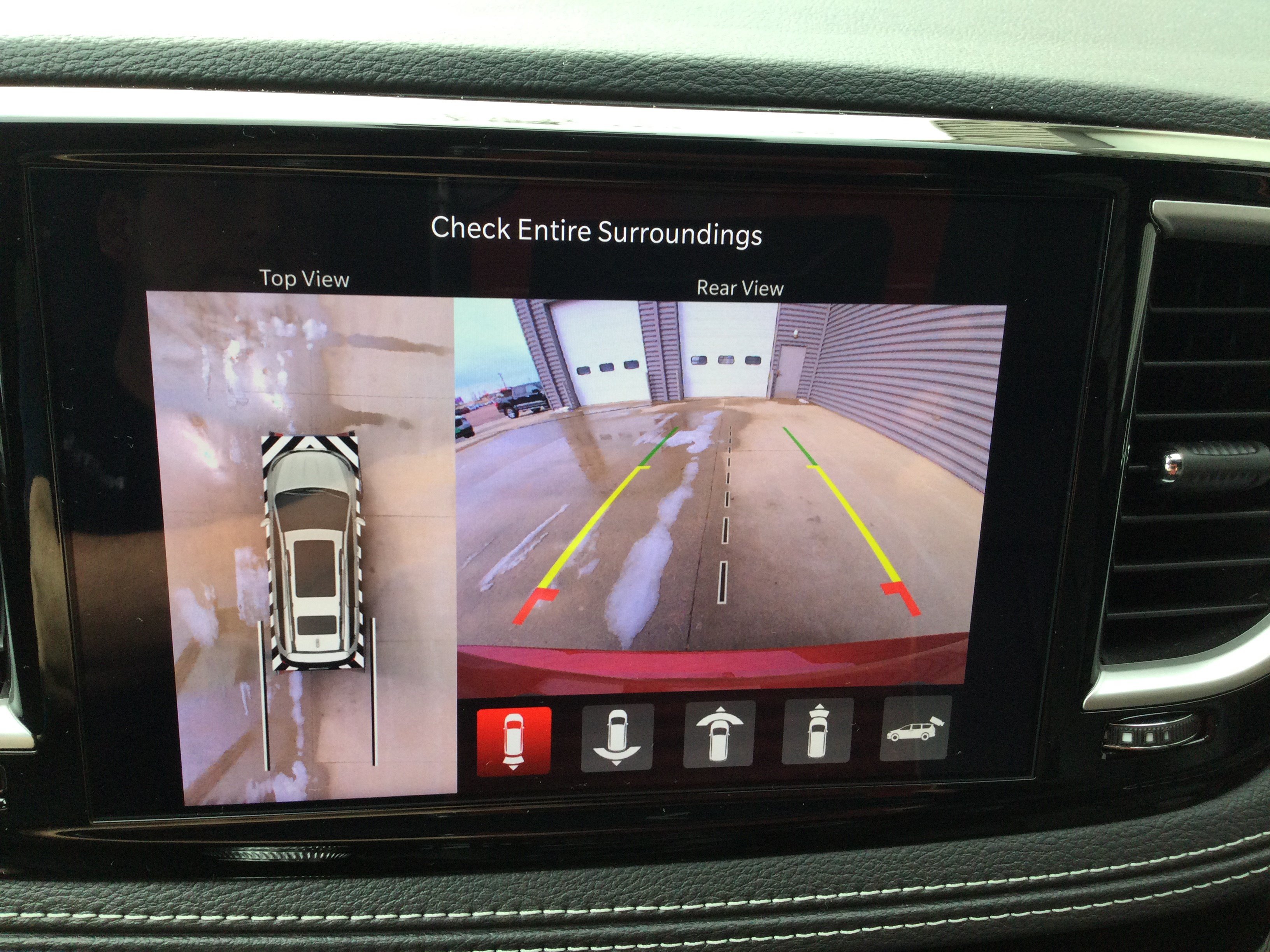 New 2026 Chrysler Pacifica Select image 16