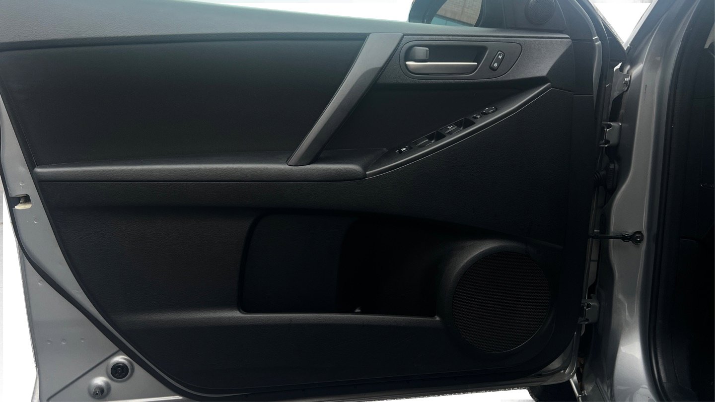 Used 2012 MAZDA MAZDA3 i Touring image 44