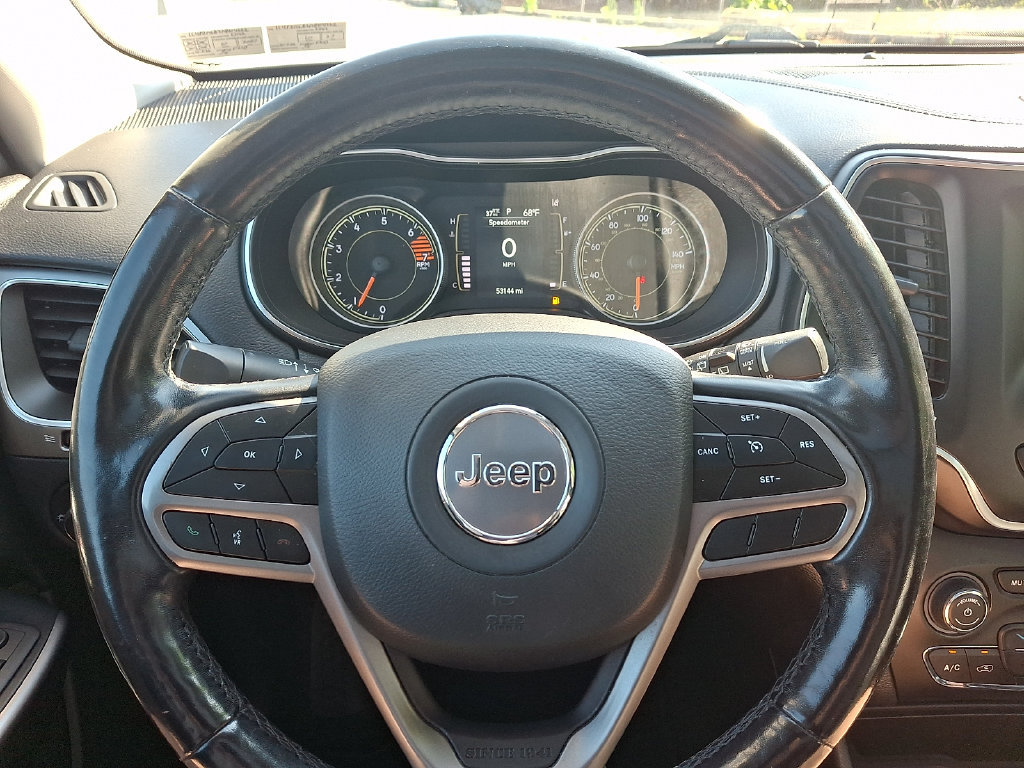 Used 2021 Jeep Cherokee Latitude Plus w/ Sun & Sound Group AWD/4WD image 19