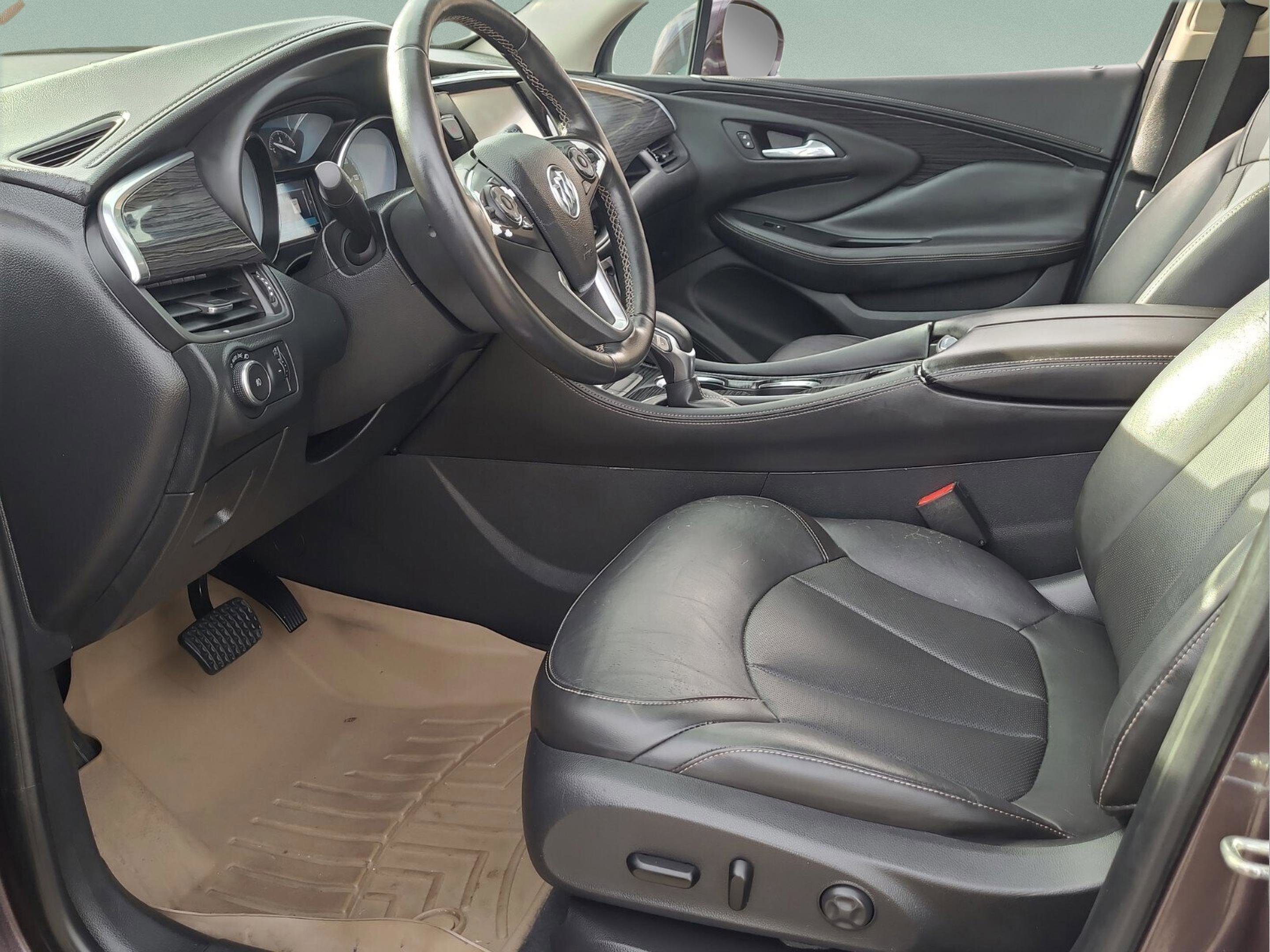 Used 2017 Buick Envision Essence image 12