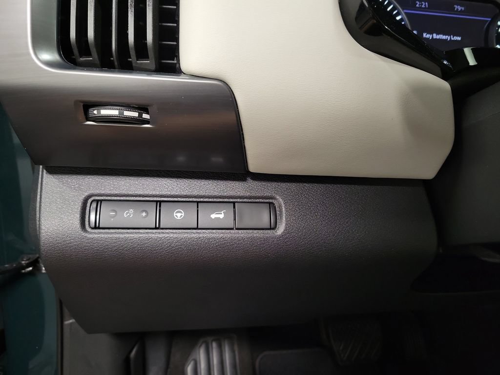 Used 2024 Nissan Pathfinder SL w/ Black Appearance Package FWD image 28