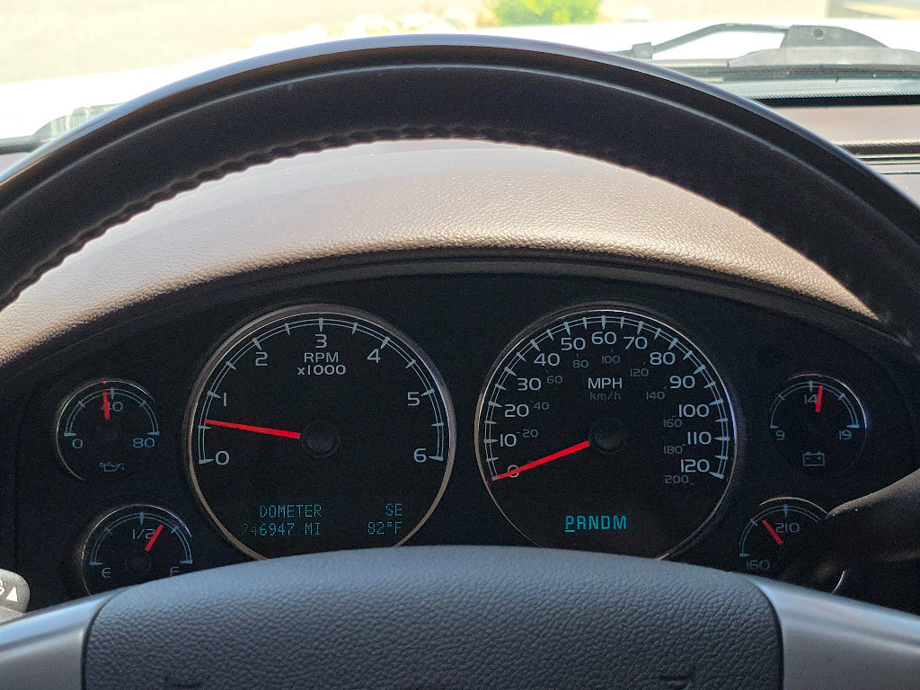 Used 2009 GMC Yukon XL Denali AWD/4WD image 30