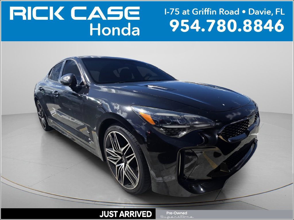 Used 2022 Kia Stinger GT1 RWD image 1