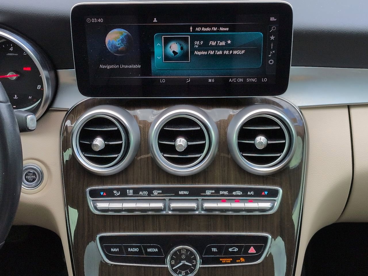 Used 2019 Mercedes-Benz C 300 Sedan image 18