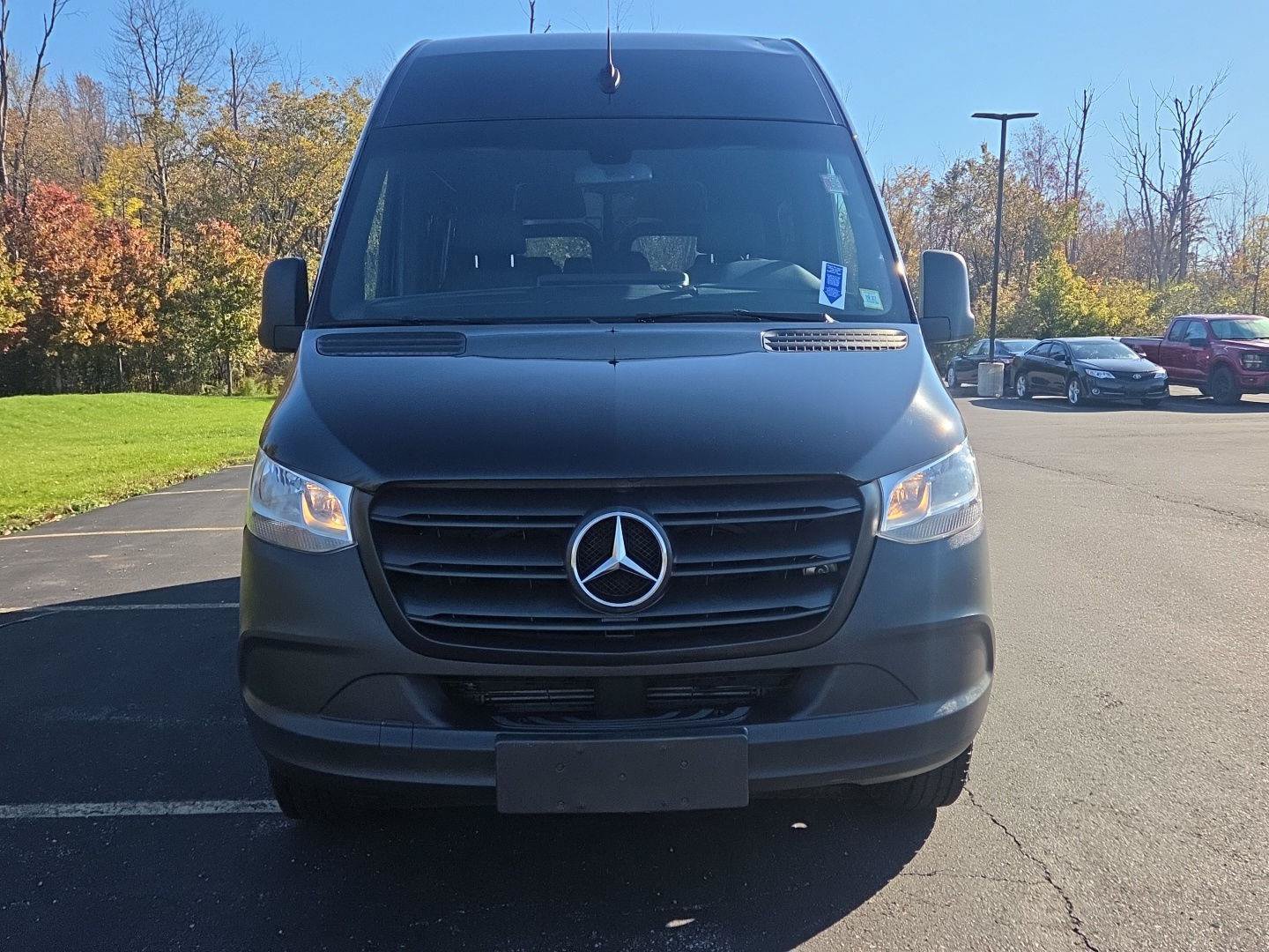Used 2019 Mercedes-Benz Sprinter 2500 image 2