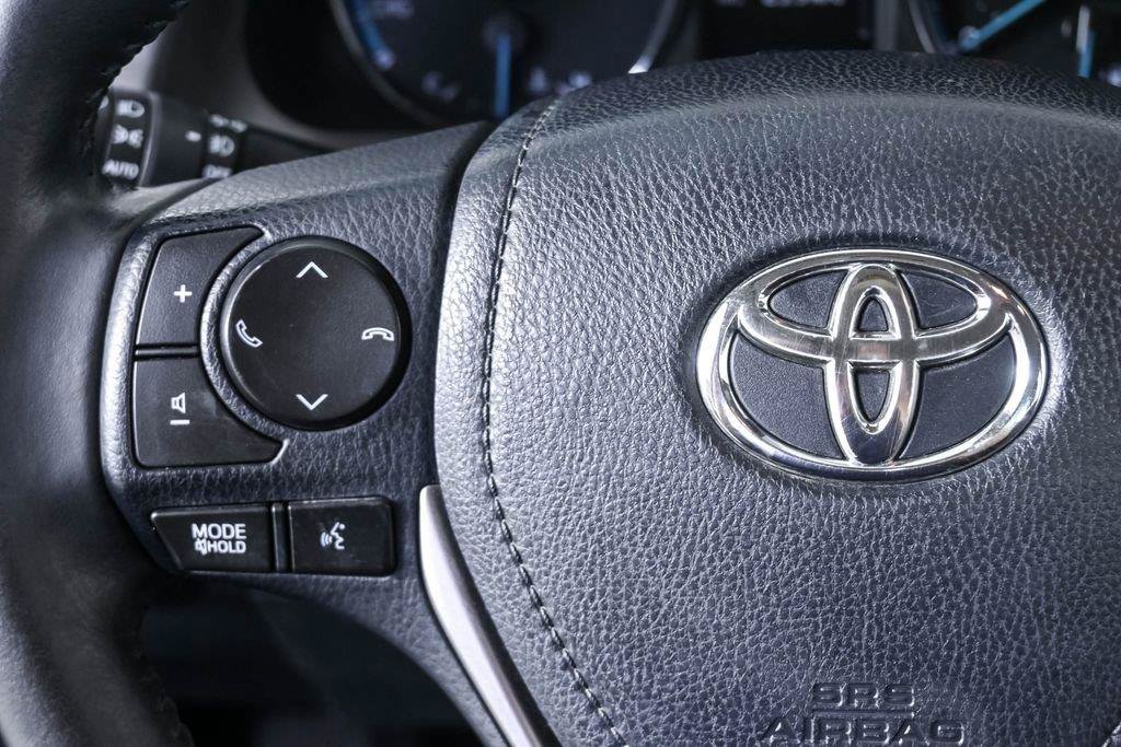 Used 2018 Toyota RAV4 XLE w/ Convenience Package AWD/4WD image 11