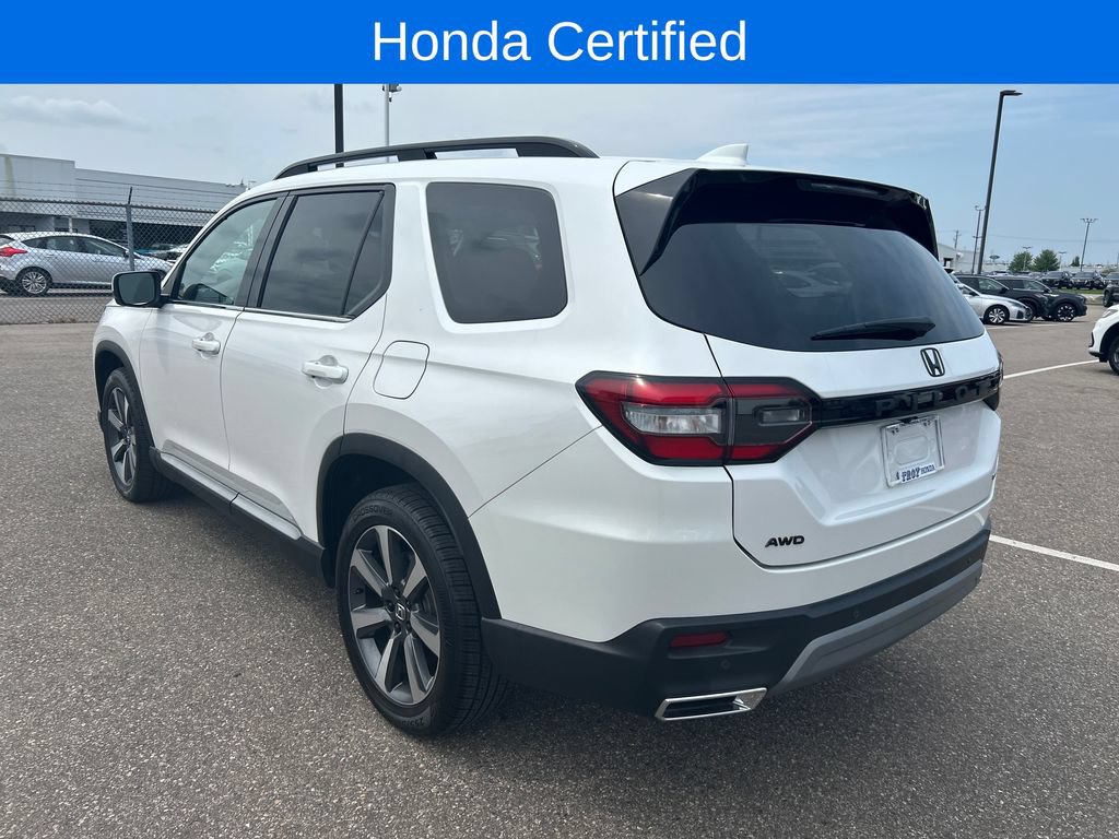 Certified 2023 Honda Pilot Touring image 6