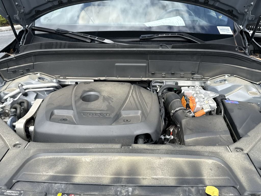 Used 2023 Volvo XC90 T8 Ultimate w/ Protection Package Premier image 14
