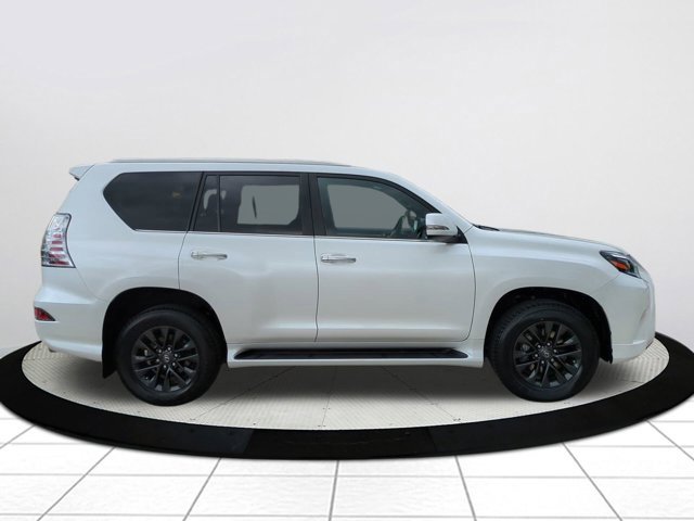 Certified 2023 Lexus GX 460 Premium w/ Premium Package image 3