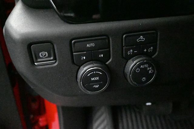 Used 2023 Chevrolet Silverado 1500 LT AWD/4WD image 19