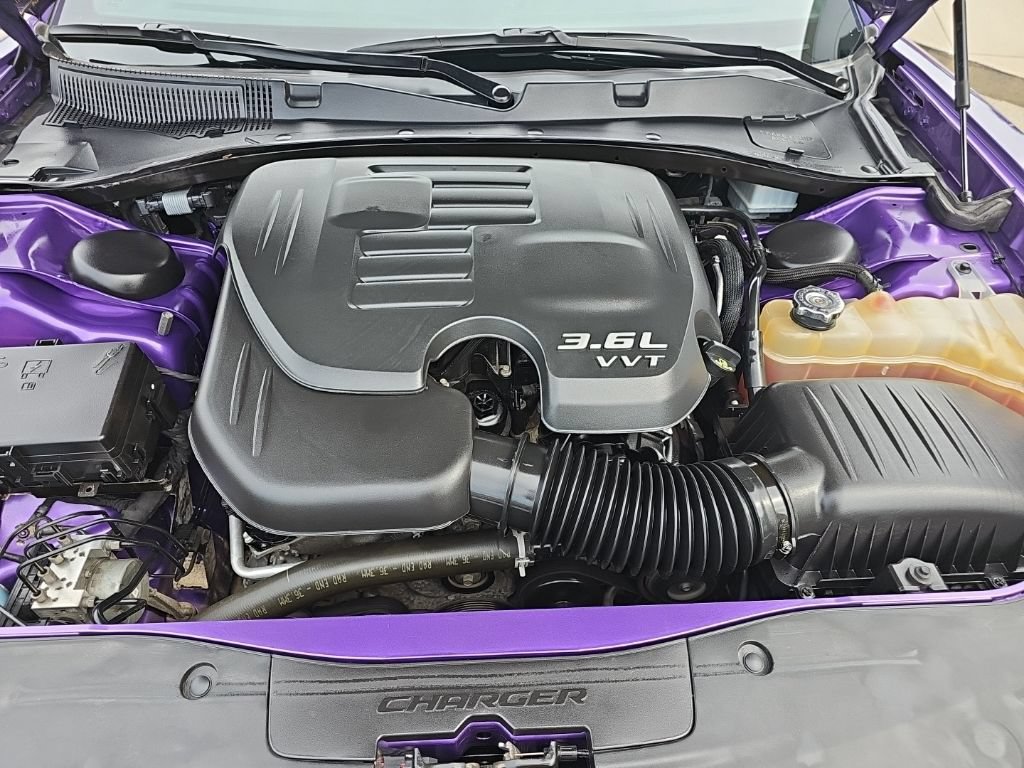 Certified 2018 Dodge Charger GT w/ Blacktop Package AWD/4WD image 39