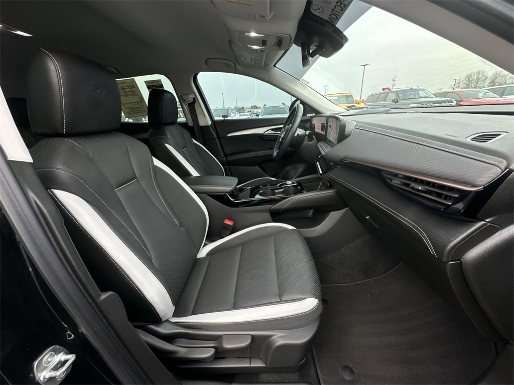 Used 2024 Buick Envision Sport Touring image 24