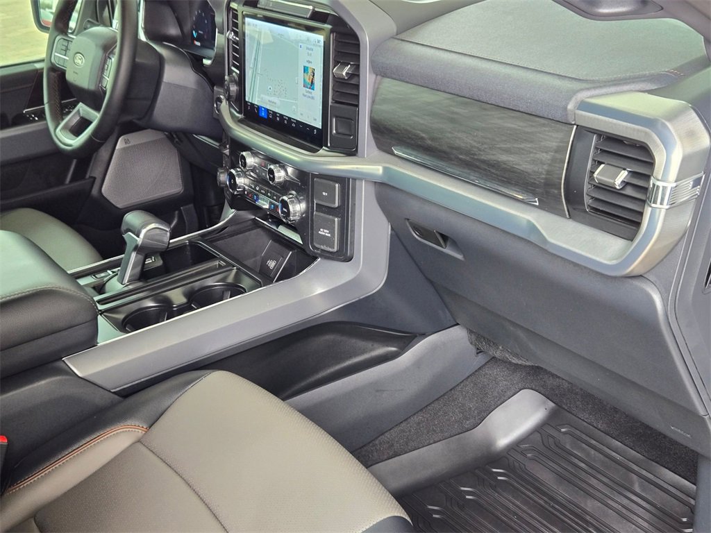 Used 2025 Ford F150 Lariat w/ FX4 Off-Road Package image 27