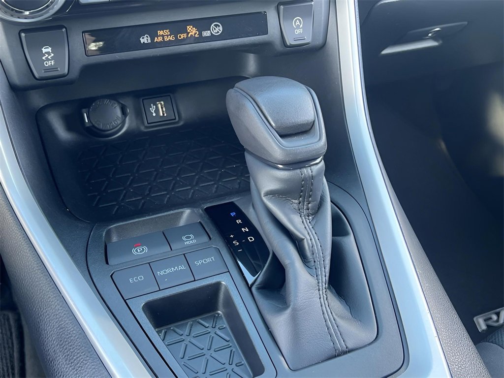 Certified 2023 Toyota RAV4 XLE image 21