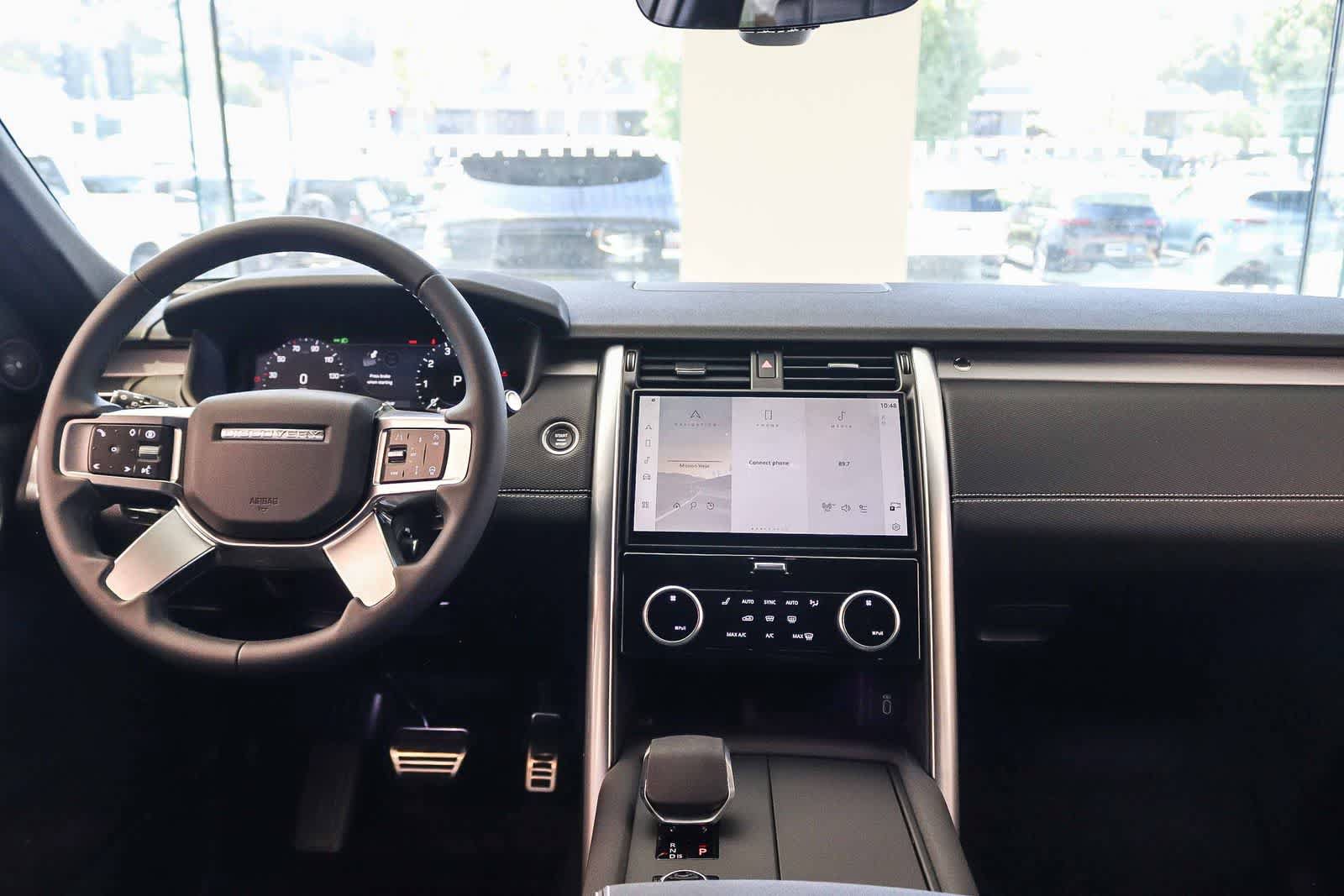 New 2026 Land Rover Discovery Dynamic SE AWD/4WD image 10