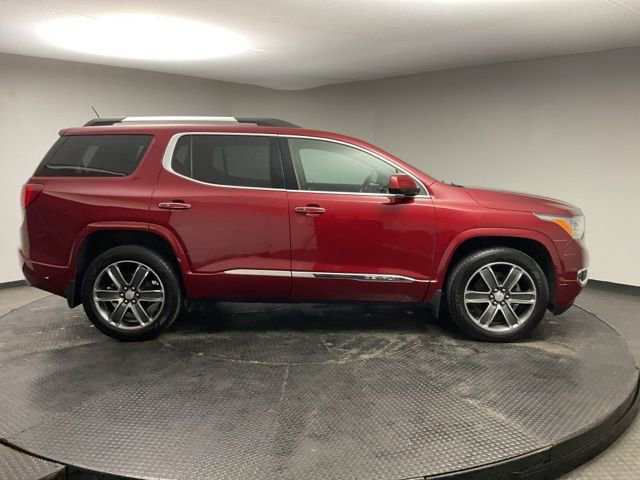 Certified 2019 GMC Acadia Denali w/ Technology Package image 9