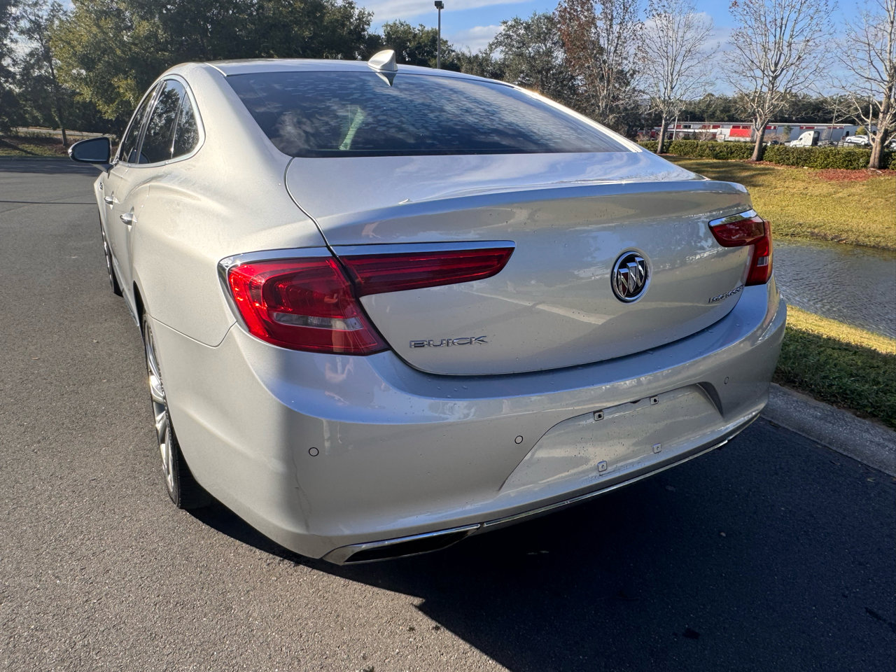 Used 2018 Buick LaCrosse Essence w/ Dynamic Drive Package image 8