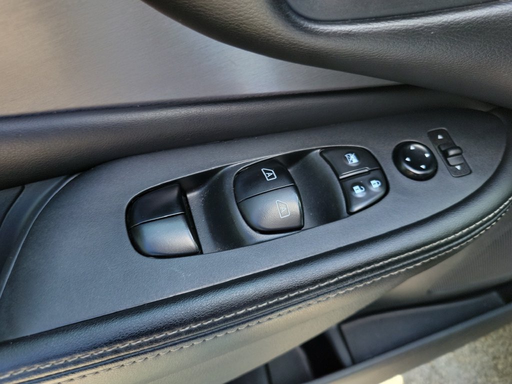 Certified 2023 Nissan Murano SV FWD image 18