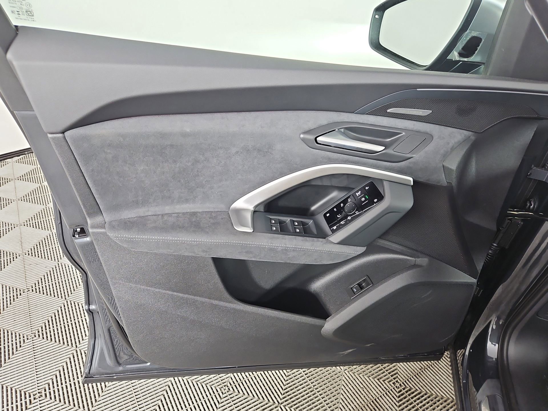 New 2026 Audi SQ5 Premium Plus AWD/4WD image 19