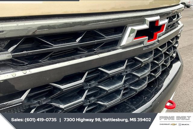 Used 2022 Chevrolet Silverado 1500 ZR2 w/ Technology Package image 21