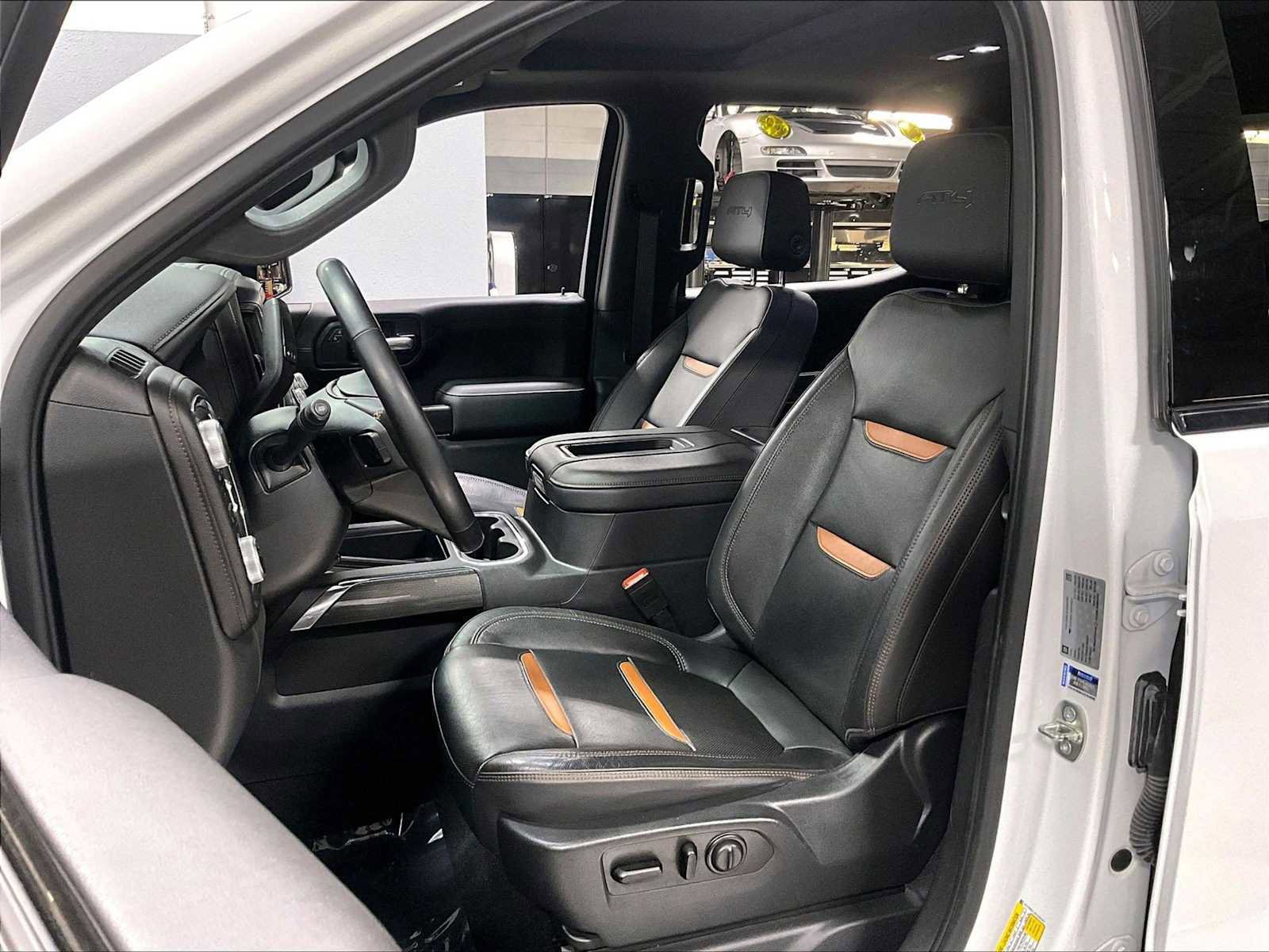 Used 2019 GMC Sierra 1500 AT4 w/ AT4 Premium Package image 7