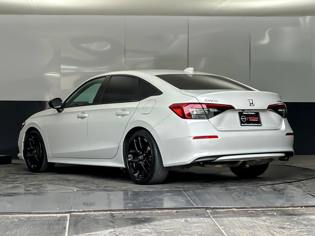 Used 2023 Honda Civic Sport image 5