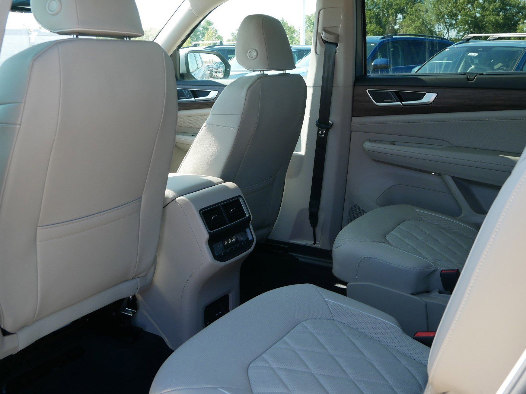 New 2026 Volkswagen Atlas SEL Premium R-Line image 6