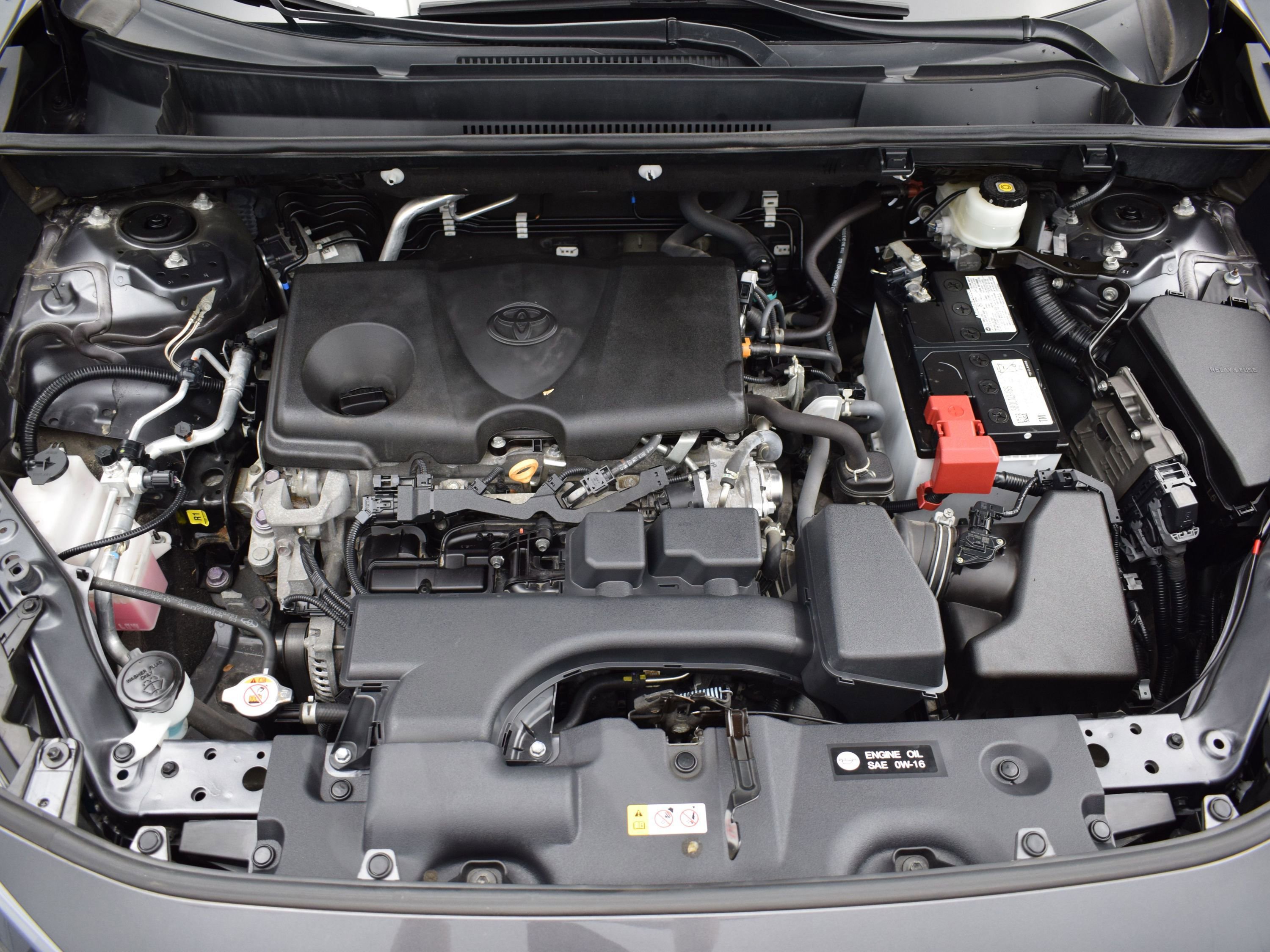 Used 2022 Toyota RAV4 LE image 9