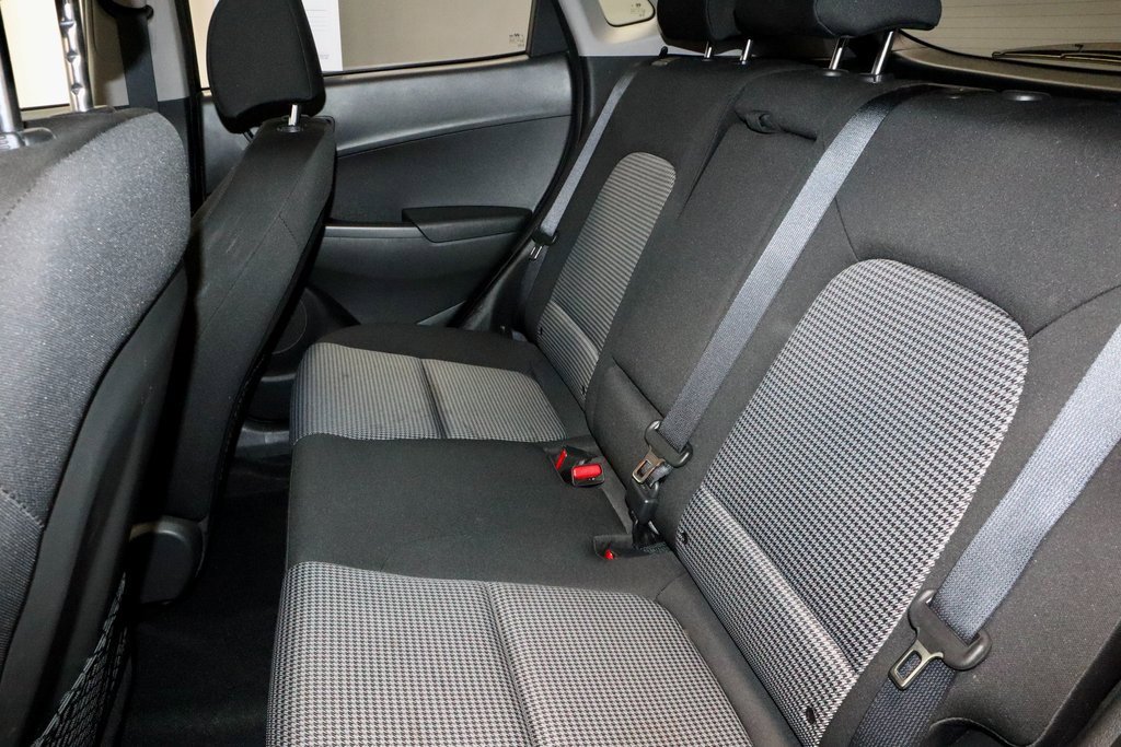 Used 2020 Hyundai Kona SEL w/ Cargo Package image 22
