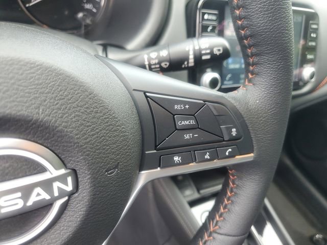 Used 2023 Nissan Kicks SR w/ SR Premium Package FWD image 21