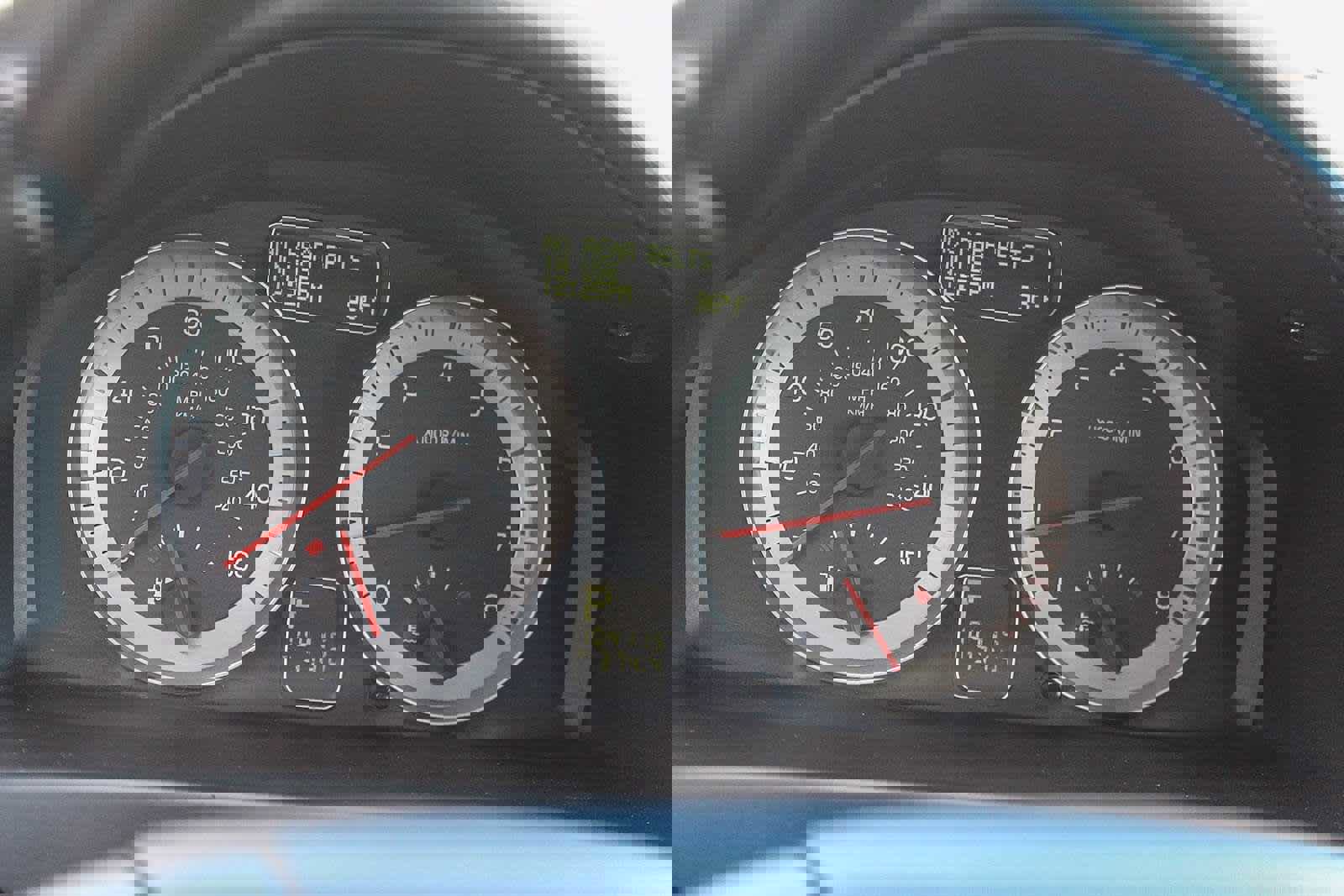 Used 2013 Volvo C70 T5 image 21