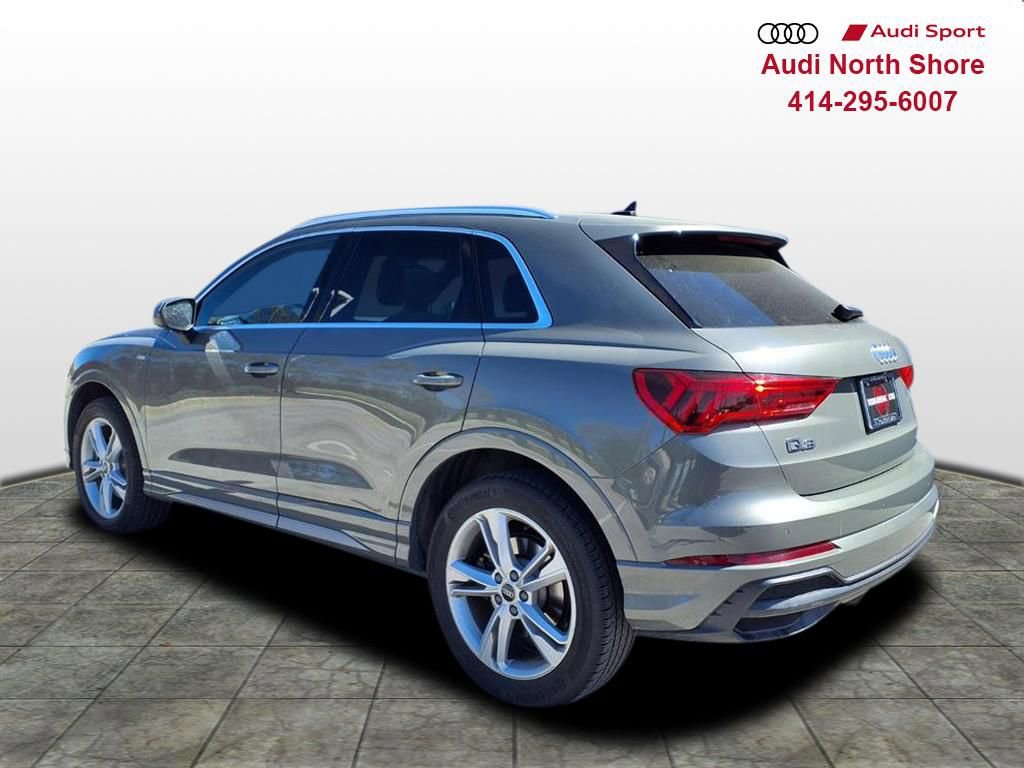 Used 2021 Audi Q3 2.0T Premium w/ Convenience Package AWD/4WD image 4