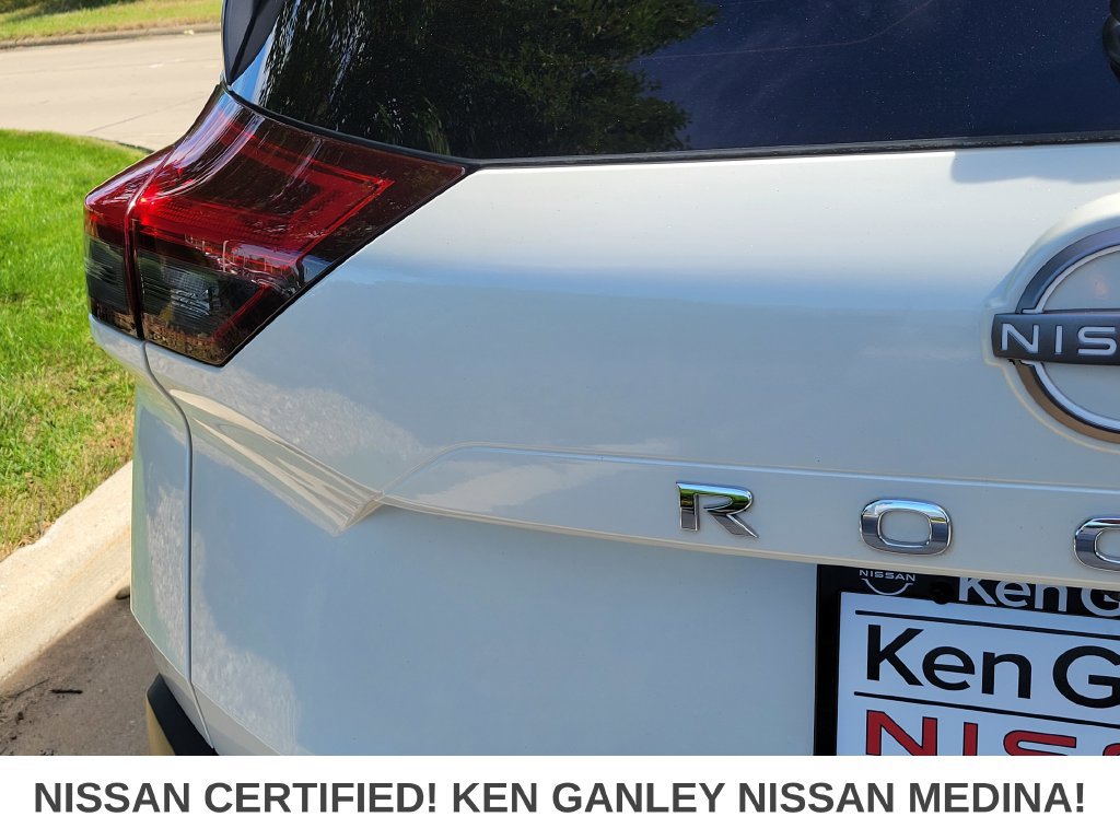 Certified 2023 Nissan Rogue SV AWD/4WD image 16